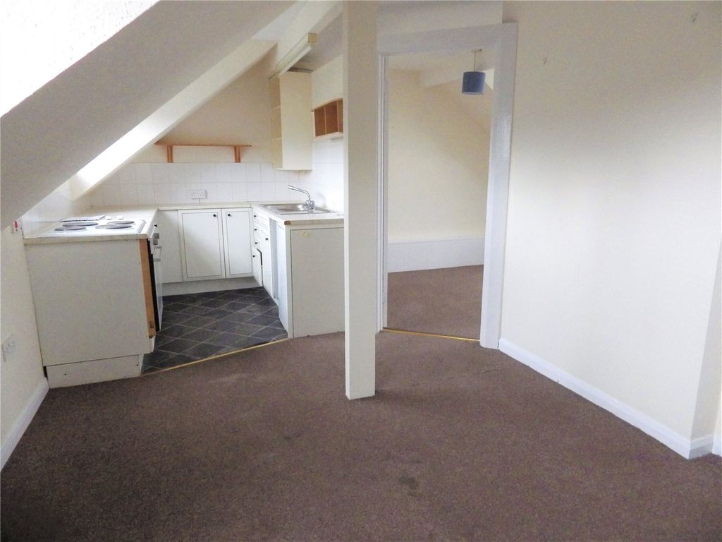 Property photo 3 of 6 Picture No. 08
