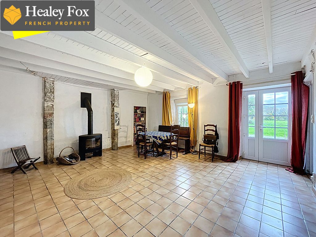 Property photo 3 of 18