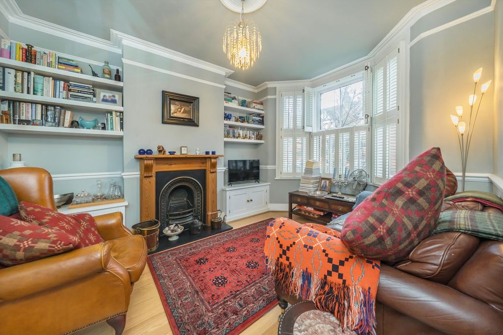 Property photo 2 of 5