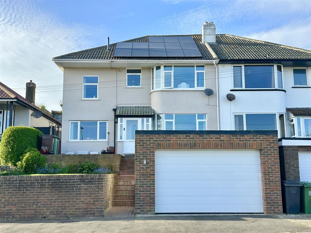 Property photo 1 of 29