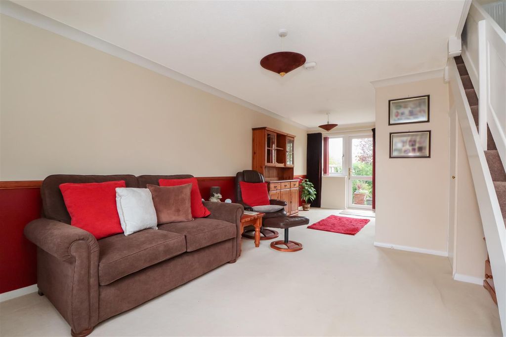 Property photo 3 of 18