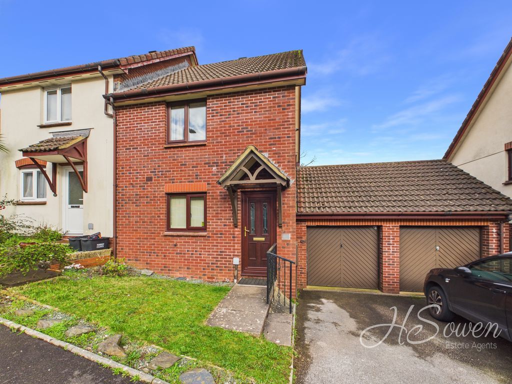 Property photo 1 of 13 Photo 3