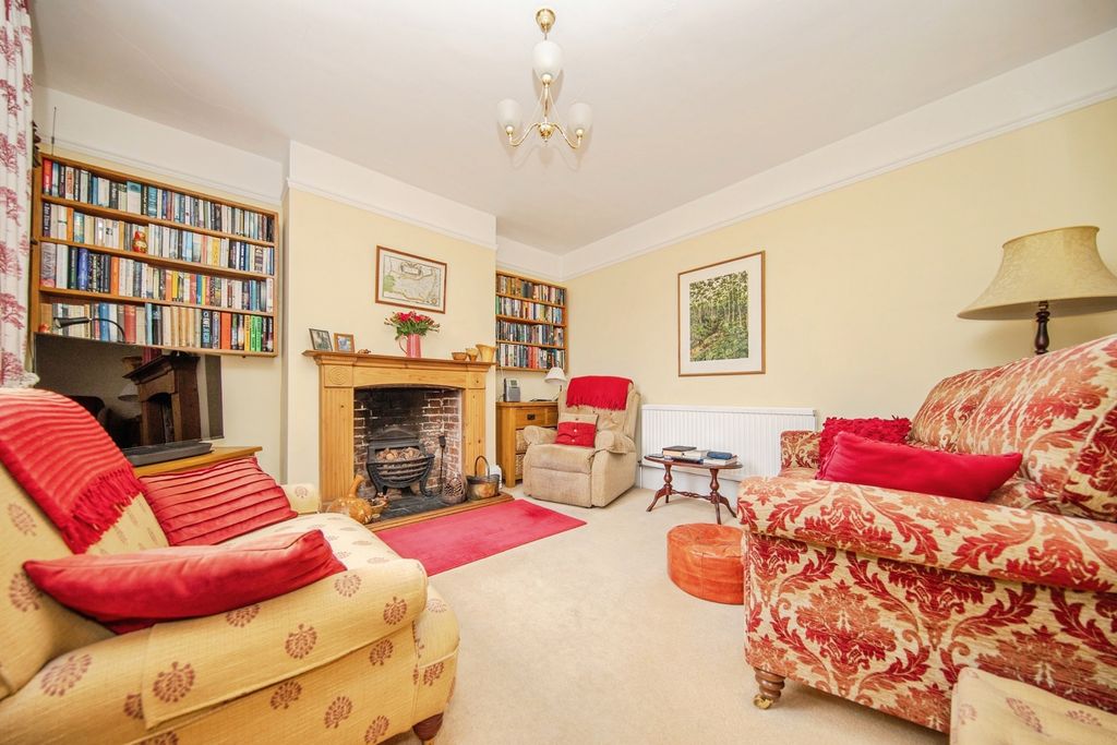 Property photo 3 of 23 Pbox-Img.Jpg
