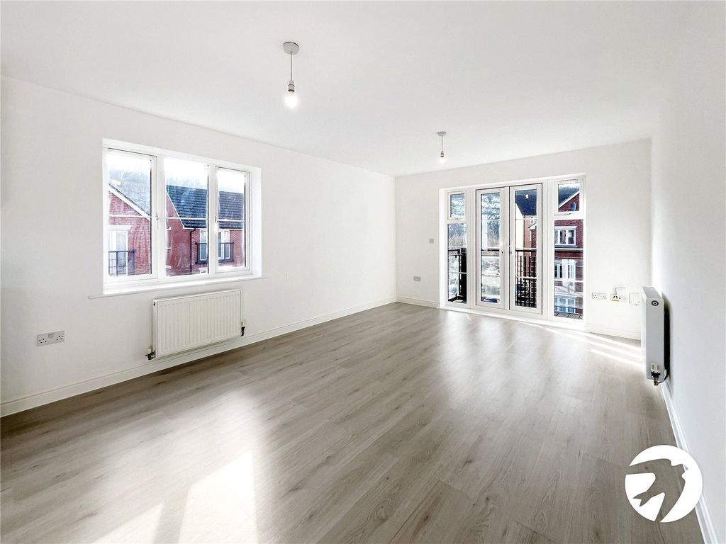Property photo 3 of 10 Picture No. 25