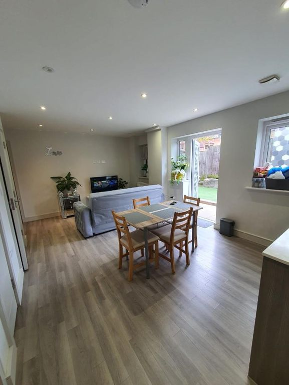 Property photo 2 of 6 Img_882_10_Original.Jpg