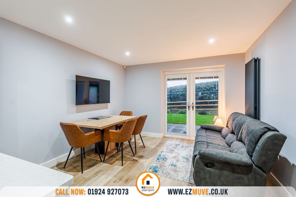 Property photo 2 of 39