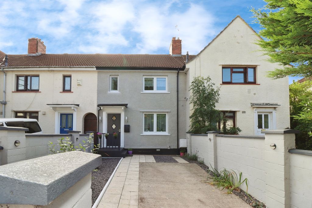 Property photo 1 of 17