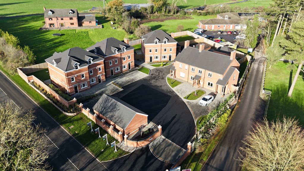 Property photo 3 of 39