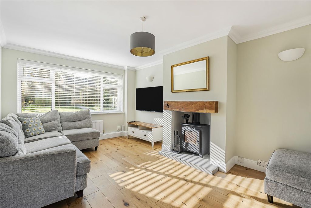 Property photo 2 of 21 12_76420.Jpg