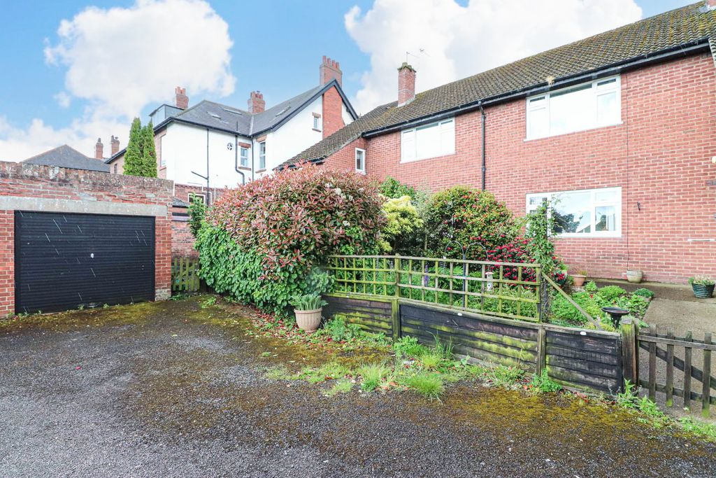 Additional image 4 of 2 bed flat for saleVictoria Place, Carlisle CA1