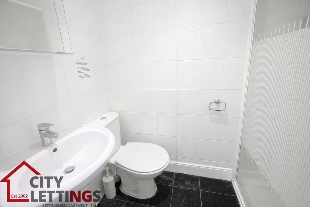 Property photo 3 of 3