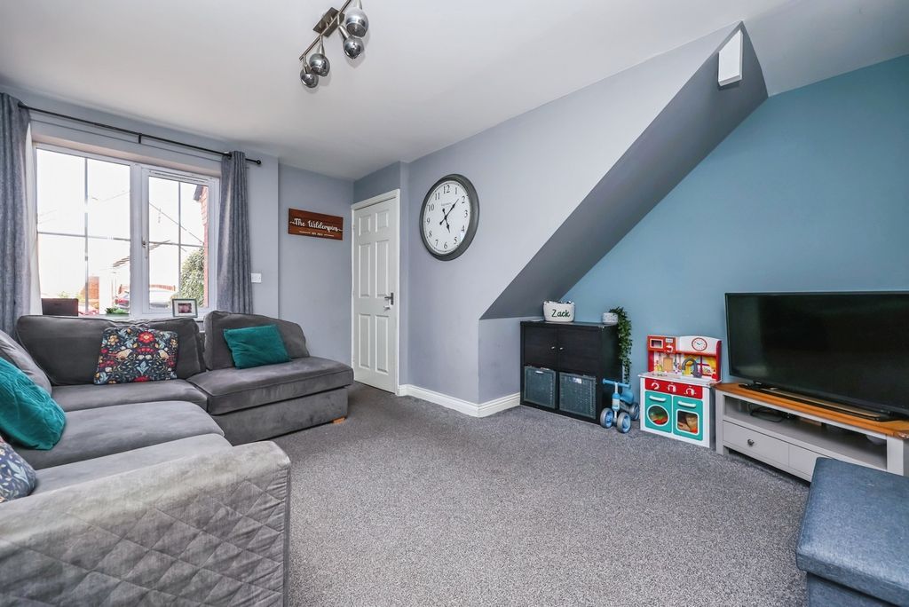 Property photo 3 of 16 Pbox-Img.Jpg