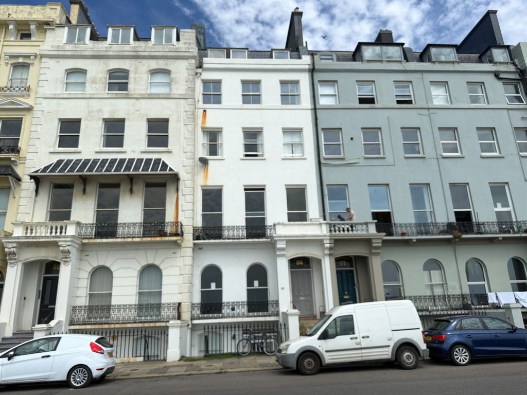 Property photo 1 of 10 5570760