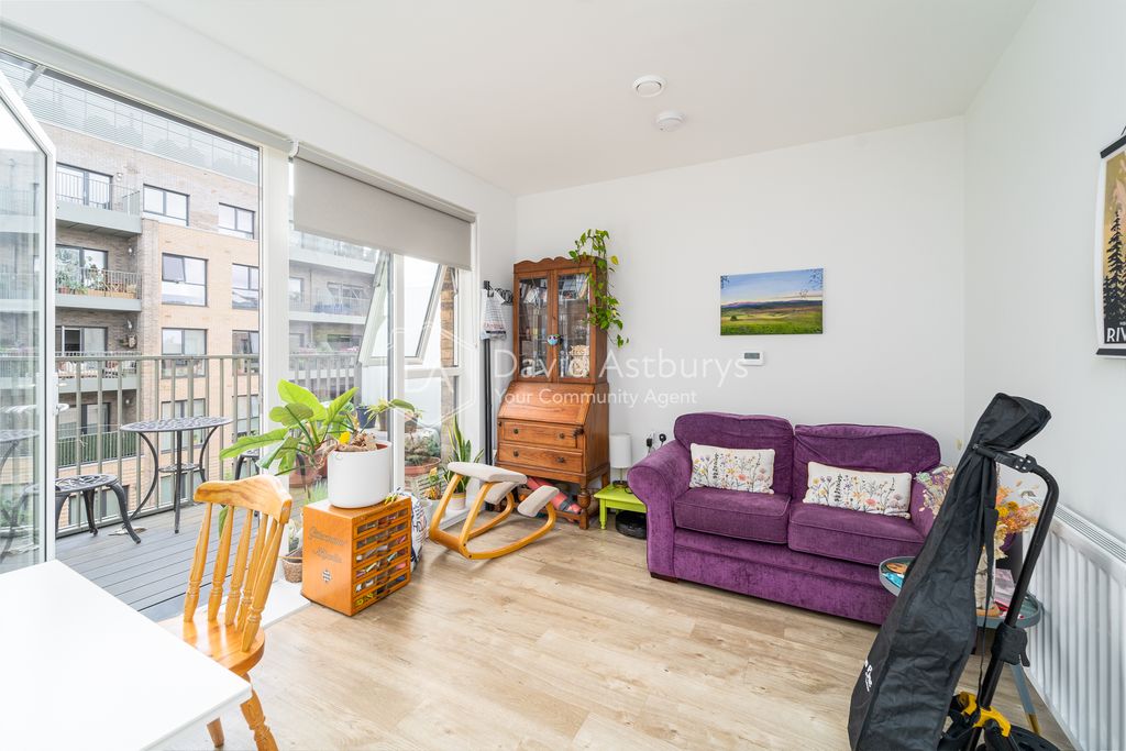 Property photo 2 of 12