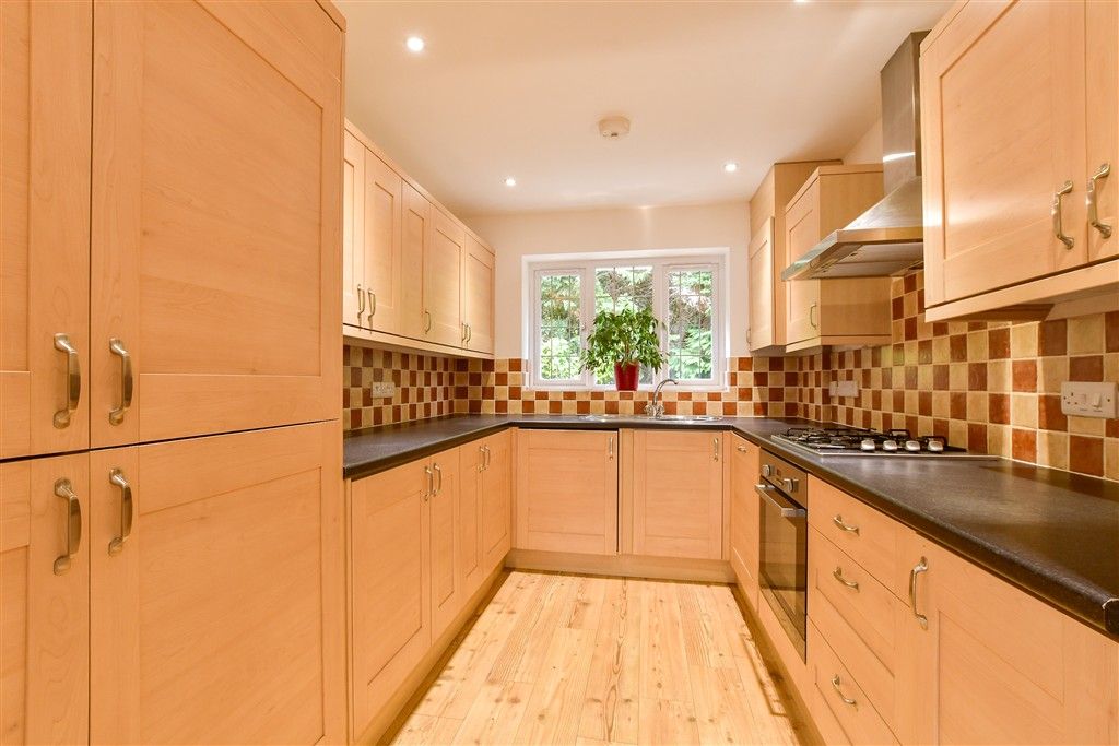 Property photo 3 of 13 Kitchen