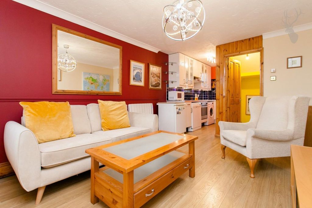 Property photo 2 of 15