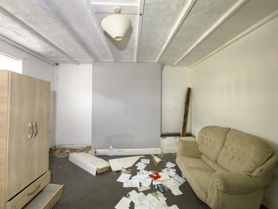 Property photo 3 of 19
