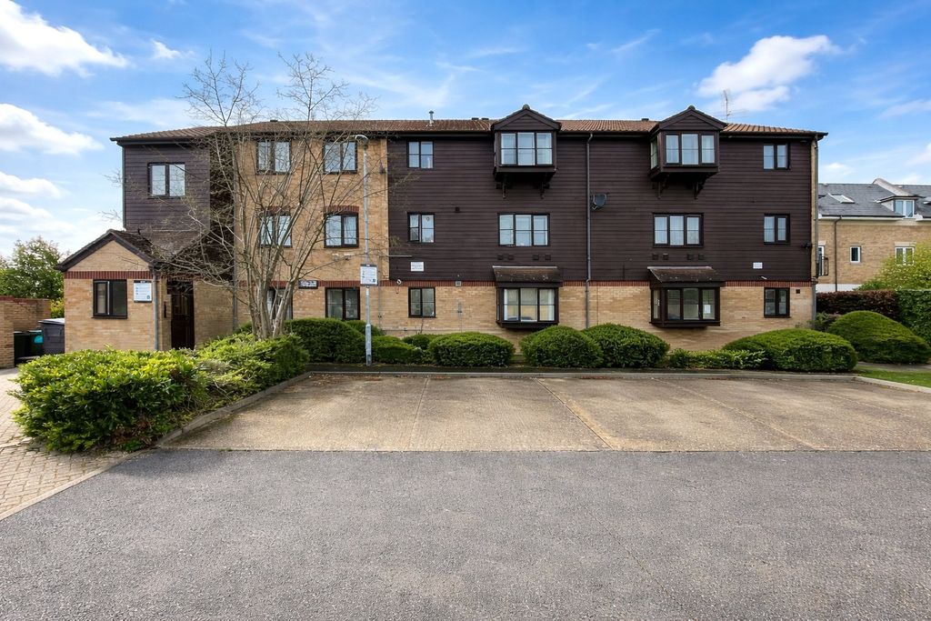 Property photo 1 of 4 Front Aspect