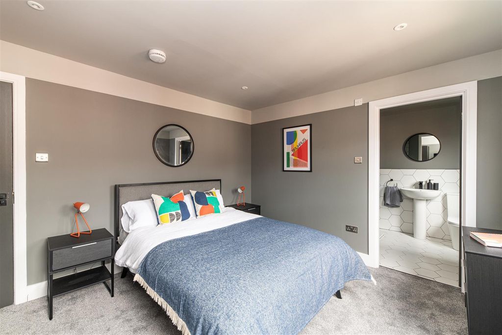 Property photo 2 of 17 Edit-6450.Jpg