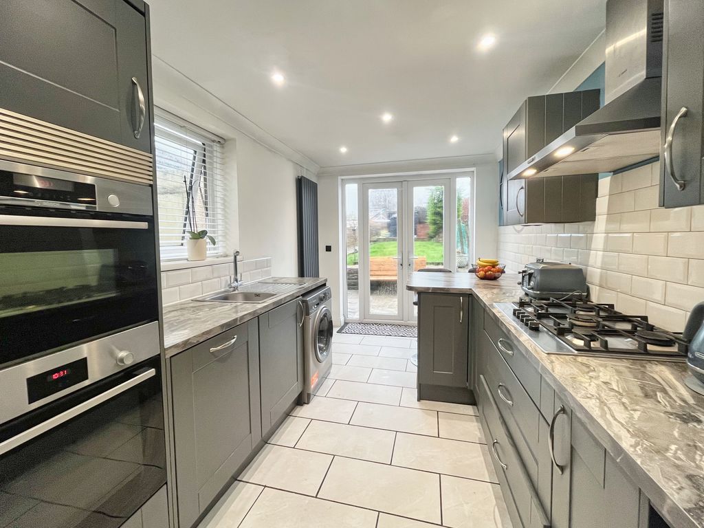 Property photo 2 of 24 Photo 16