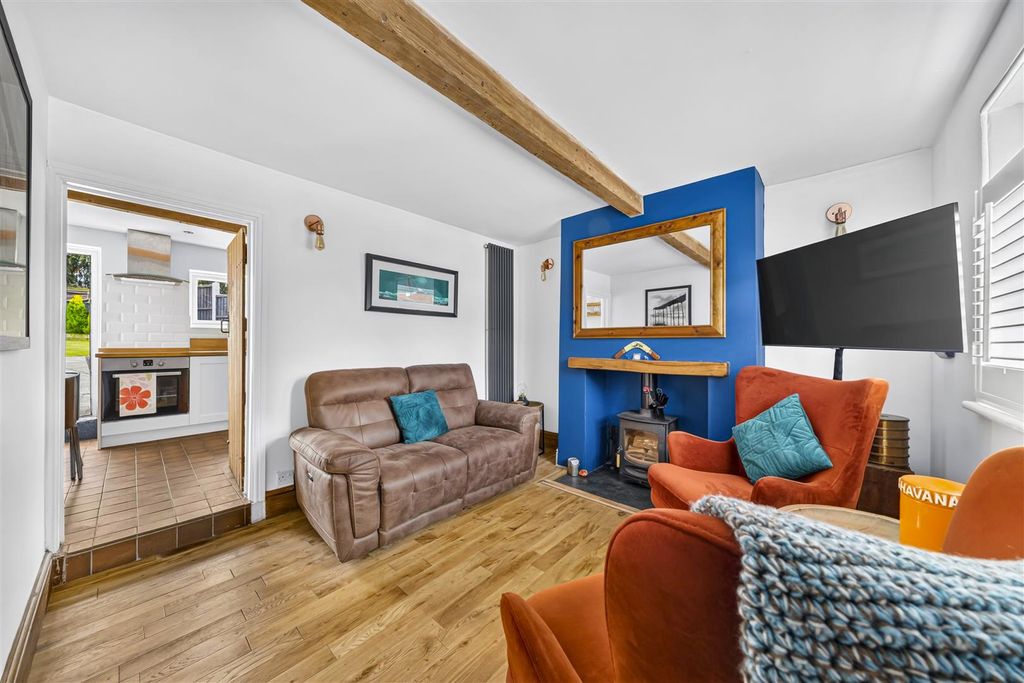 Property photo 3 of 16 3