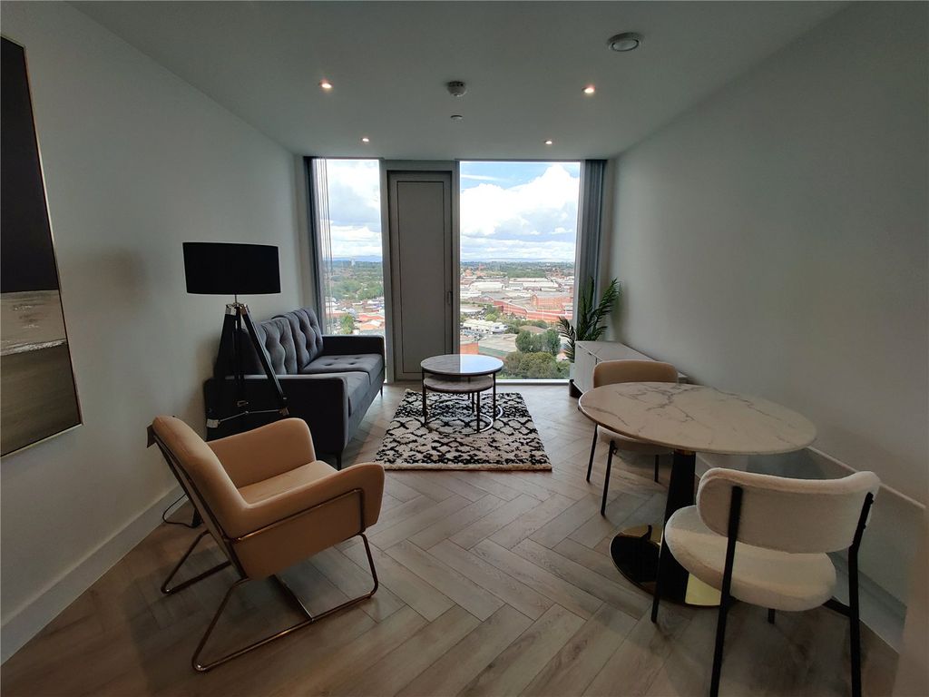 Property photo 2 of 42 Picture 2