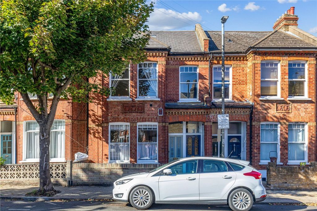 Property photo 2 of 7 Picture No. 13