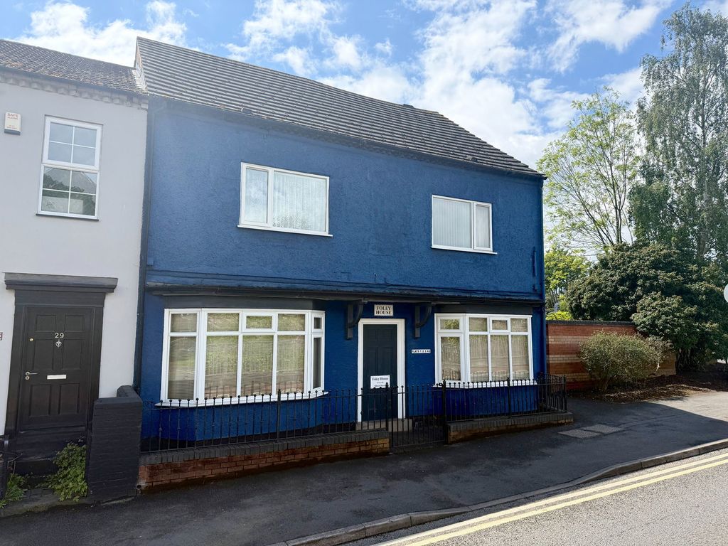 Property photo 1 of 5