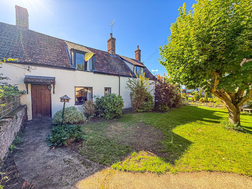 Property photo 1 of 24 4541870