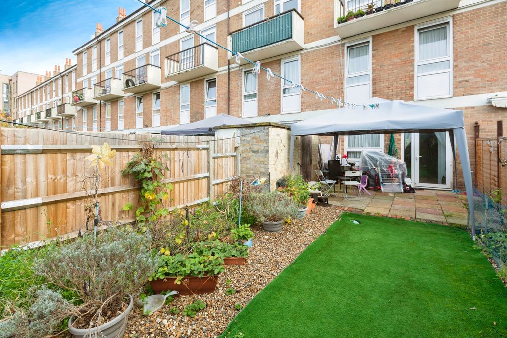 Property photo 2 of 16 Rear Garden
