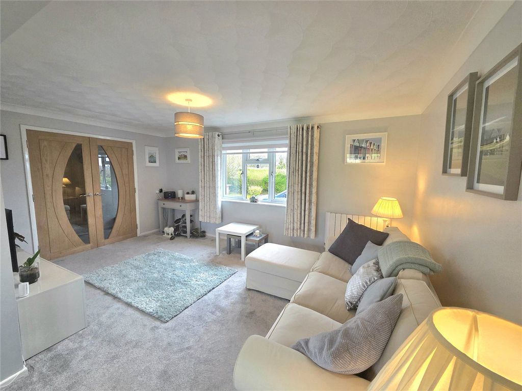 Property photo 3 of 32 Picture No. 45