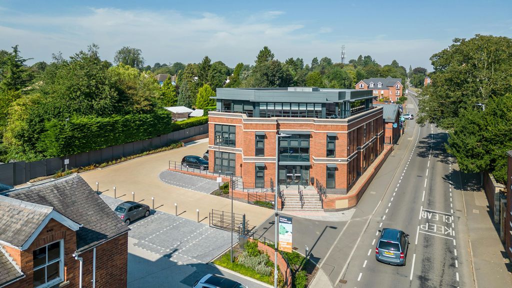 Property photo 1 of 7 Parker House  Market Harborough16.Jpg