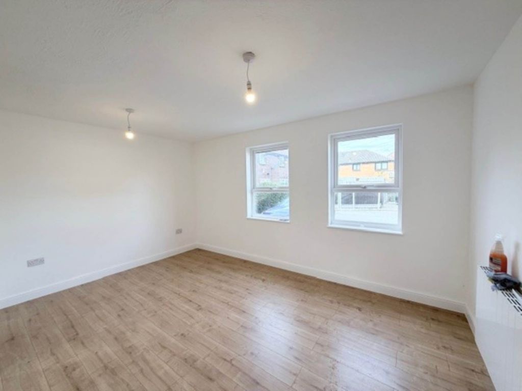 Property photo 2 of 4