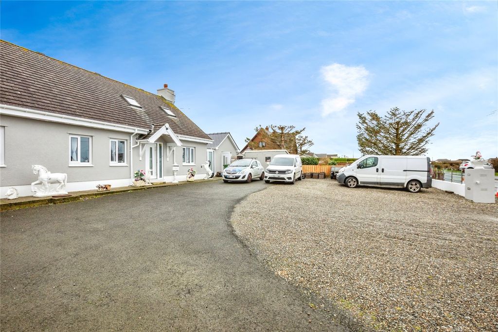 Property photo 2 of 22 Picture No. 27