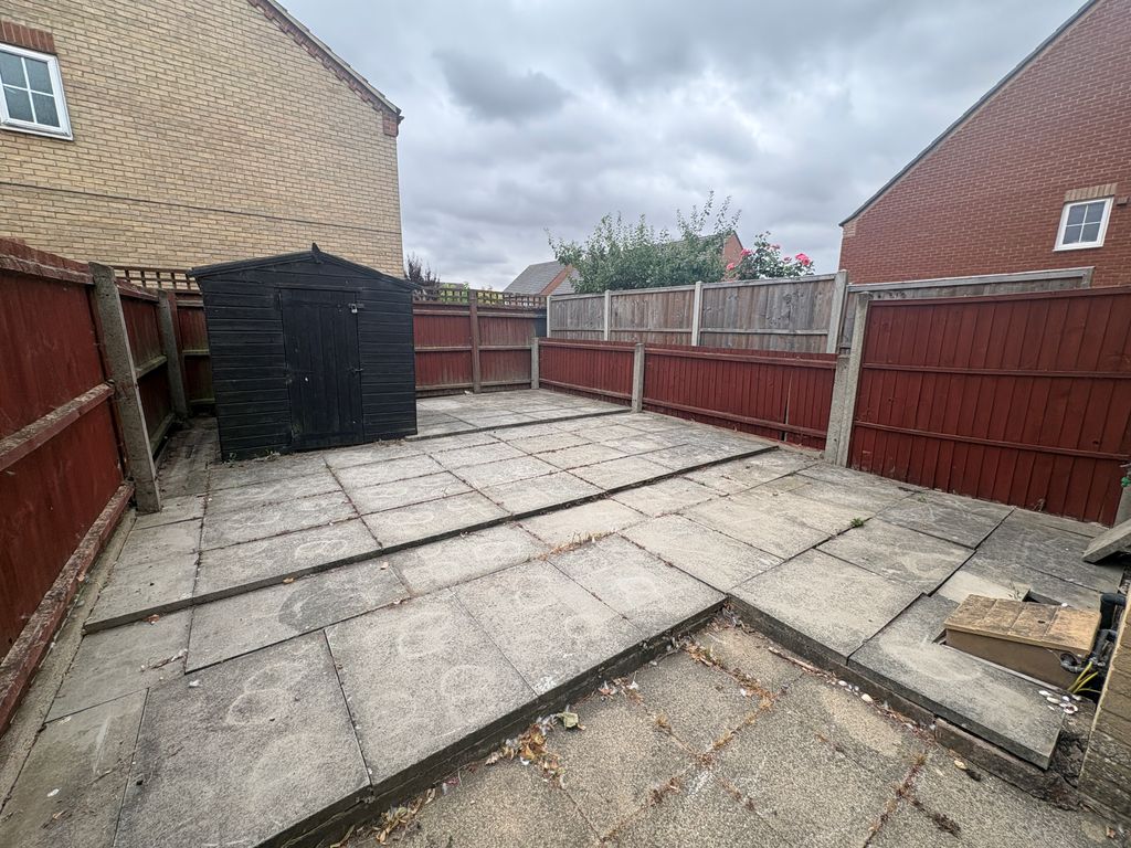 Property photo 3 of 15 Garden