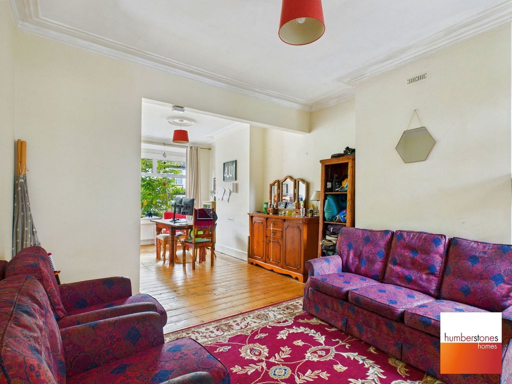 Property photo 2 of 15