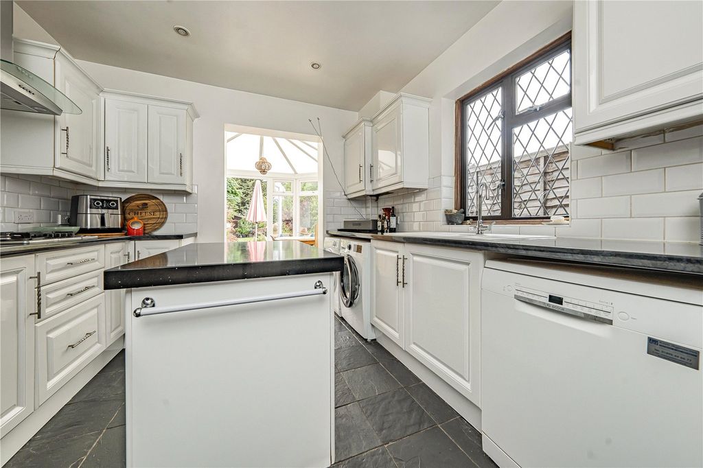 Property photo 3 of 19 Picture No. 03