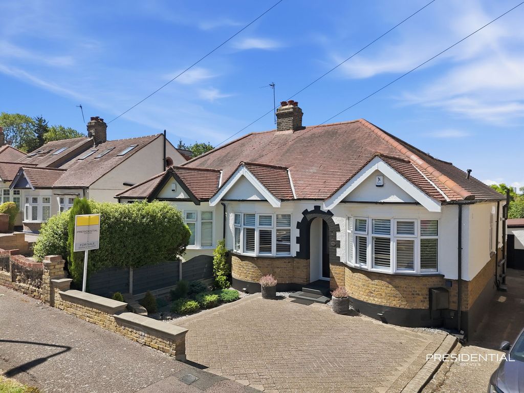 Property photo 1 of 37