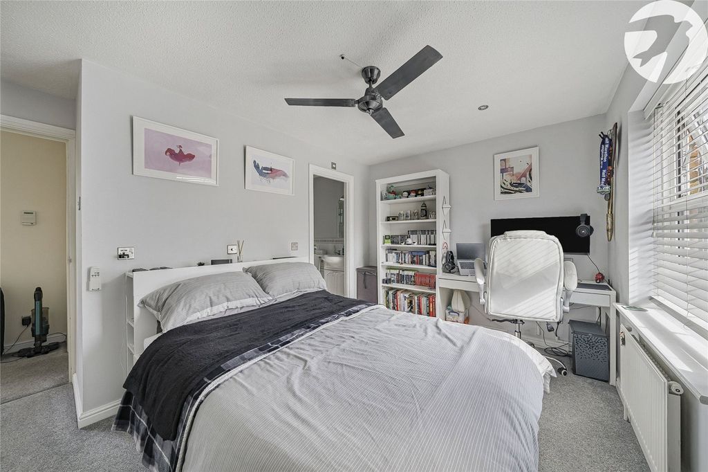 Property photo 3 of 32 Bedroom One