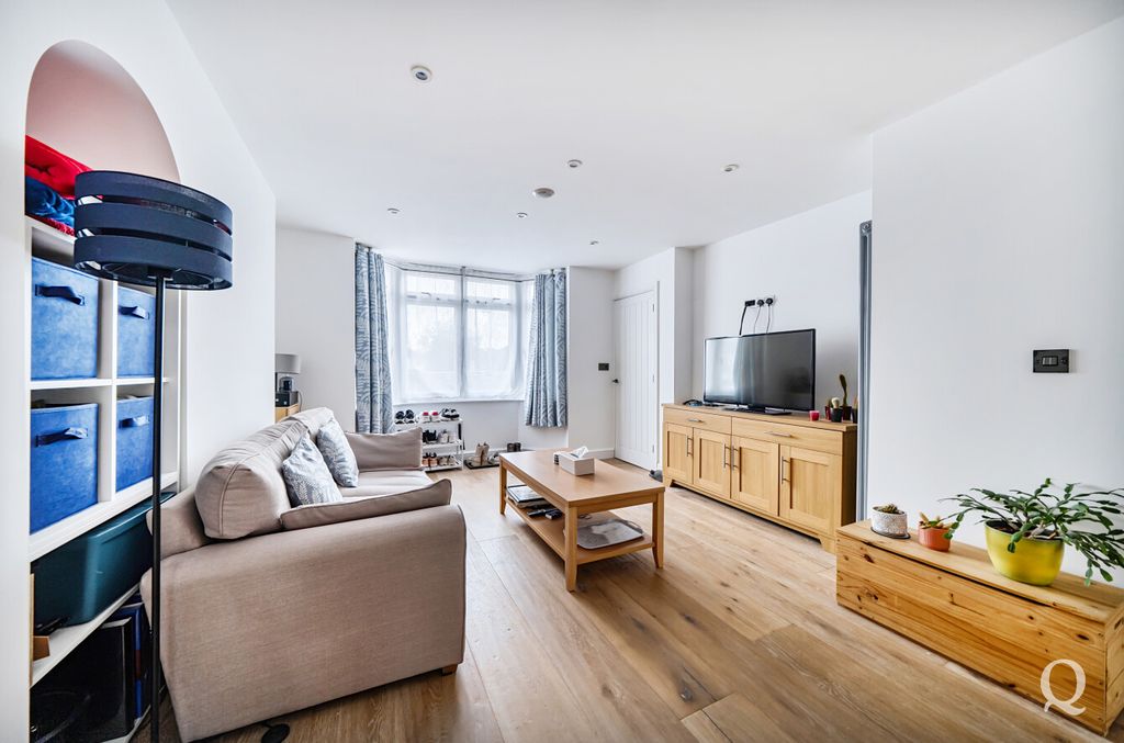 Property photo 3 of 26 A480Be54-639E-467...