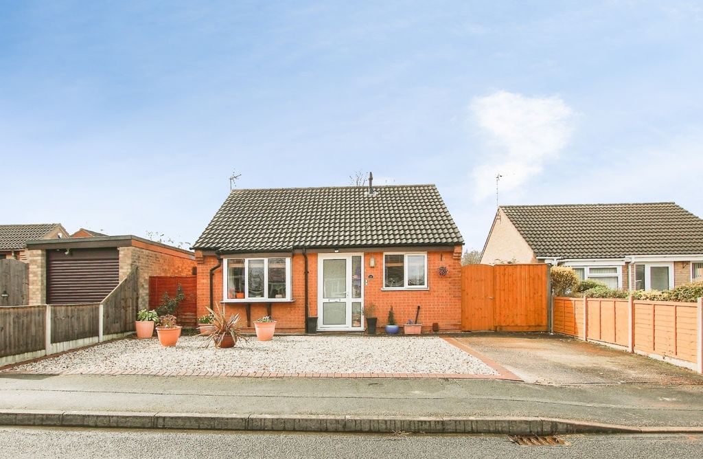 Property photo 1 of 15 4936950