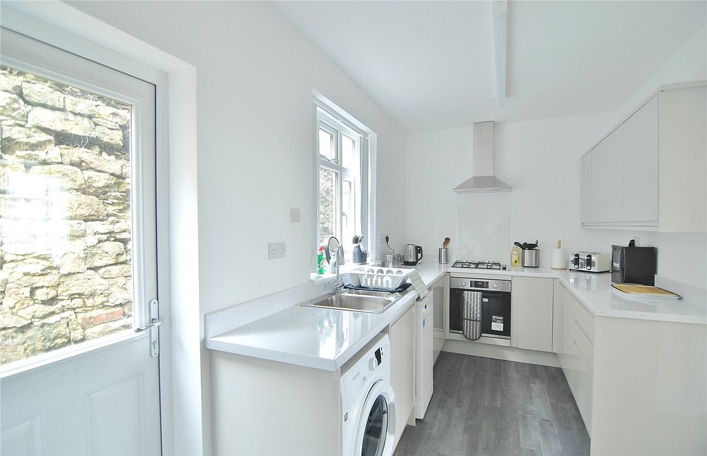 Property photo 3 of 12 Picture No. 07