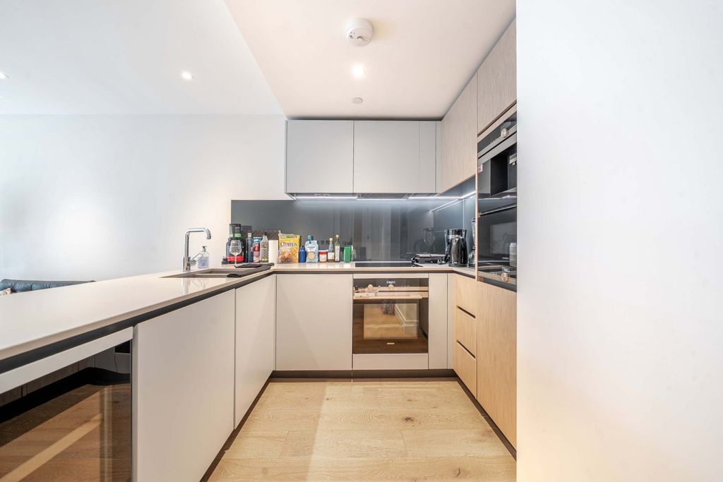 Property photo 3 of 11 Picture No. 08