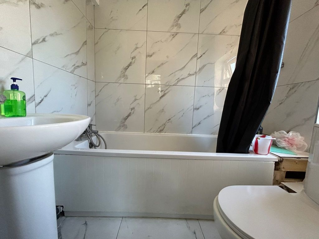 Property photo 3 of 10 Gallery