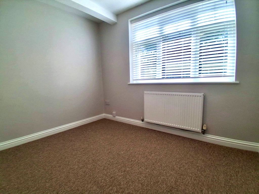 Property photo 3 of 7 Bedroom