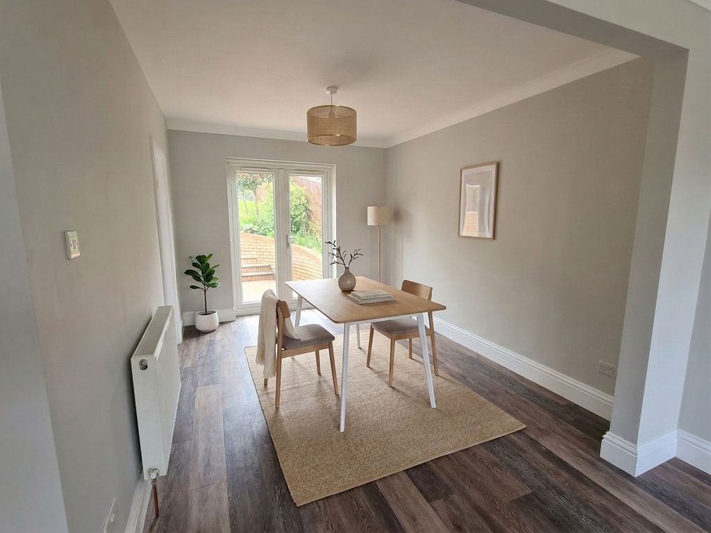 Property photo 3 of 13 Dining Room