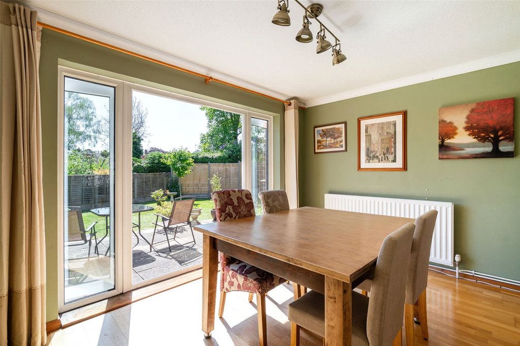 Property photo 3 of 17 Picture No. 06