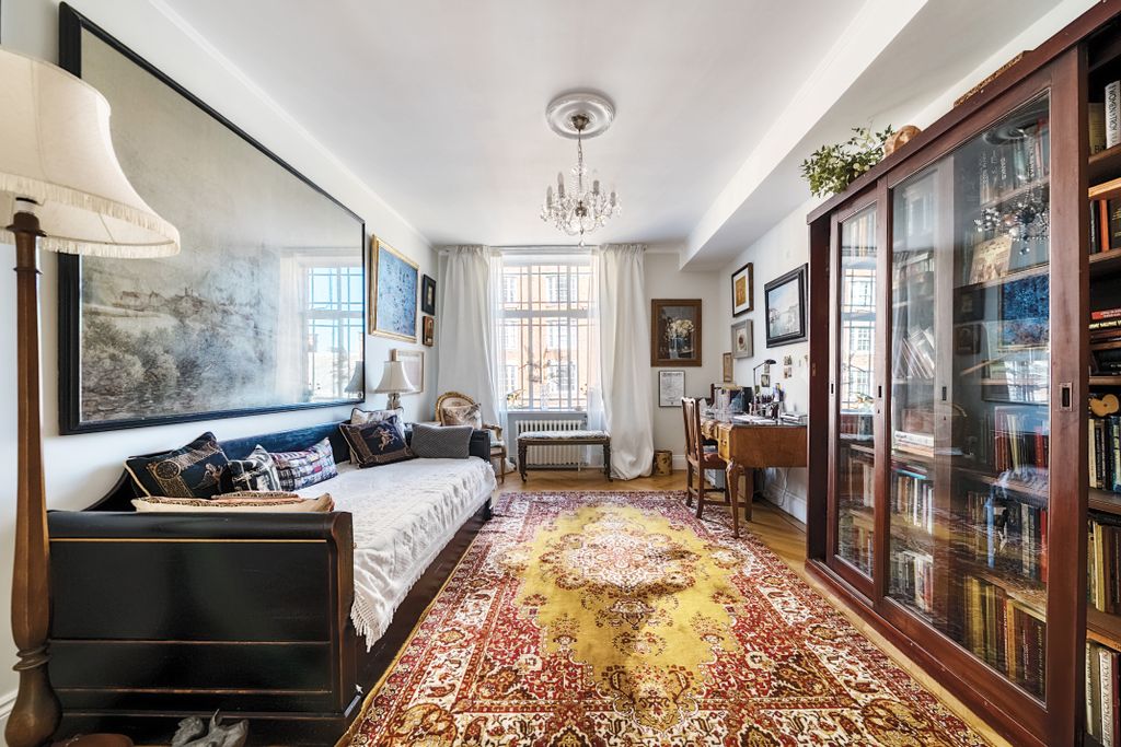 Property photo 3 of 10 6