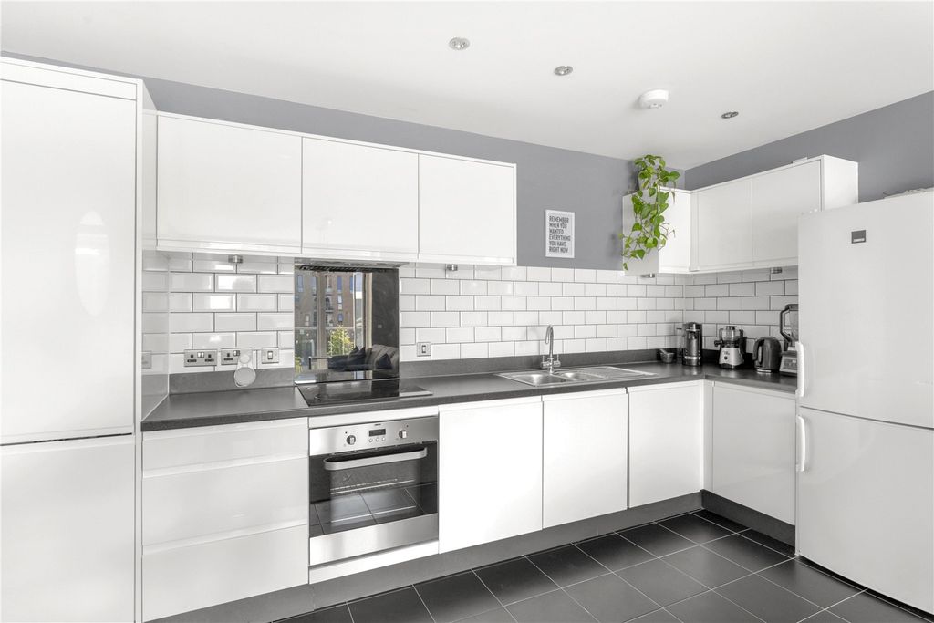 Property photo 2 of 15 Picture No. 15