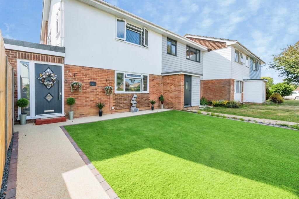 Property photo 1 of 12